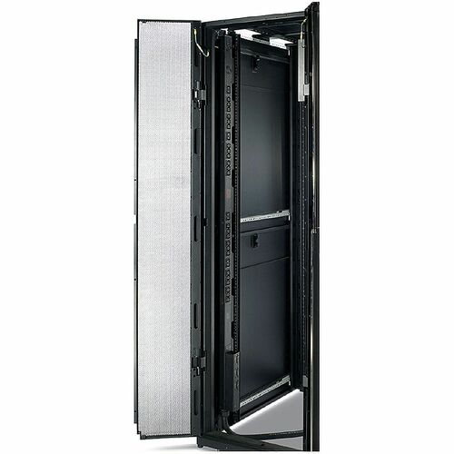 Unité de distribution d'alimentation (PDU) APC Basic Rack 14,4 kVA - 24 x IEC 320-C1