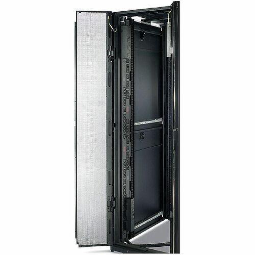 Unité de distribution d'alimentation (PDU) APC Basic Rack 14,4 kVA - 24 x IEC 320-C1