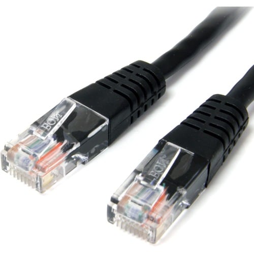 Cable de conexión UTP Cat5e moldeado negro de 2 pies de StarTech.com