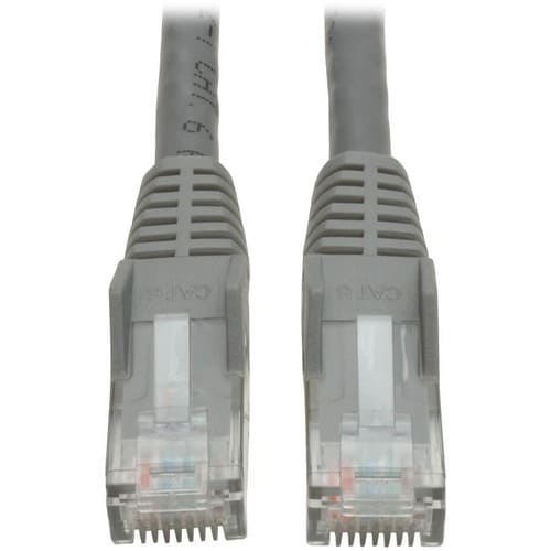 Câble de raccordement moulé anti-accrochage Gigabit Cat6 de 23,8 m (RJ45 M/M) de la série Tripp Lite - G