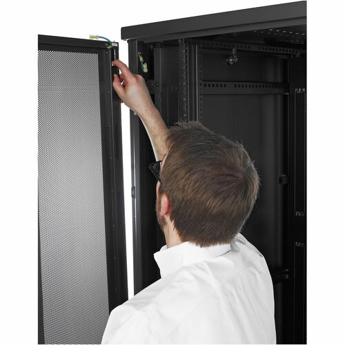 APC by Schneider Electric NetShelter SV 42U 800 mm de large x 1 200 mm de profondeur E