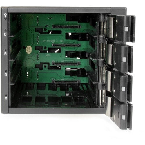 Placa base para rack móvil de 4 bahías StarTech.com sin bandeja de aluminio con intercambio en caliente