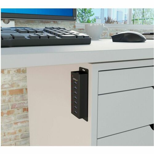 StarTech.com 7 Port USB 3.0 Hub - 5Gbps