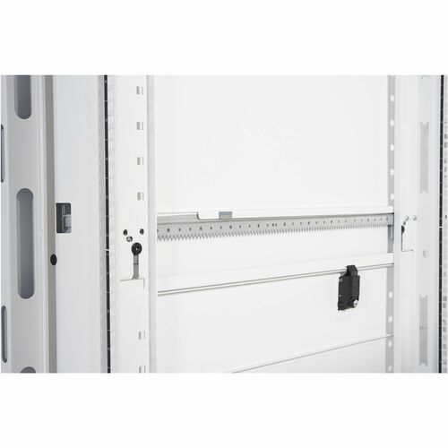 APC by Schneider Electric NetShelter SX 48U 600 mm de ancho x 1200 mm de profundidad E