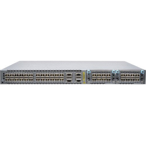 EX4600 24 ports SFP+/SFP 4 ports QSFP+ 2 emplacements d'extension