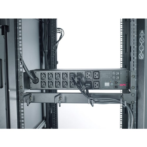 PDU para rack APC by Schneider Electric, con medidor, 2U, 32 A, 230 V, (12) C13 y