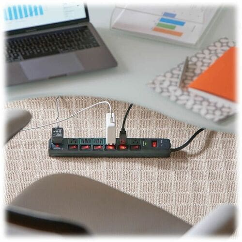 Protector contra sobretensiones Tripp Lite by Eaton TLP76MSGB ECO-Surge de 7 tomacorrientes - 7 x