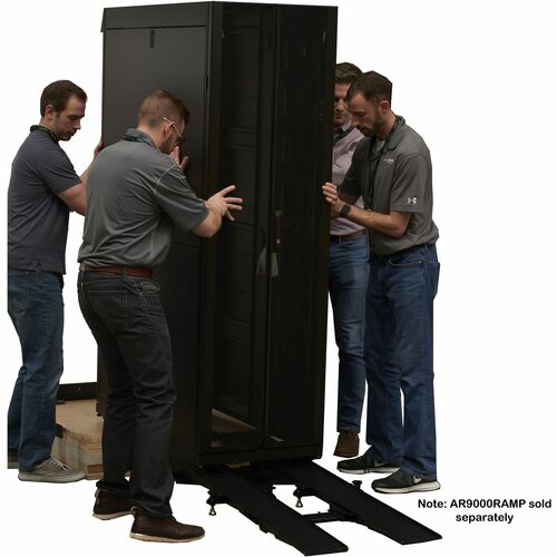 Rampe APC by Schneider Electric pour le retrait du rack NetShelter SX3K de S