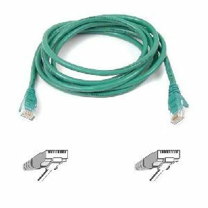 Câble de raccordement Belkin RJ45 CAT-5e vert 02 - Câble réseau catégorie 5e de 0,61 m (2 pi)