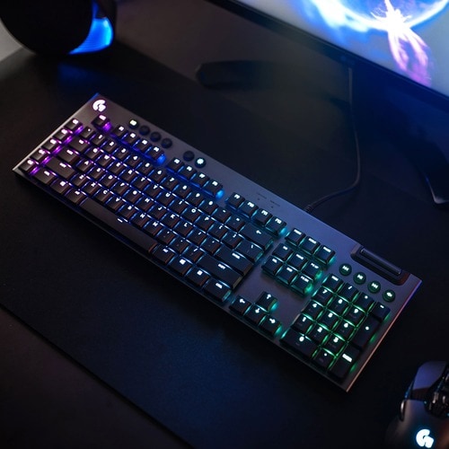 Teclado mecánico para juegos Logitech G815 LIGHTSYNC RGB de perfil bajo