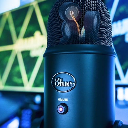 Blue Yeti Wired Condenser Microphone - Stereo