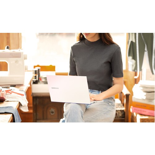 B2B GALAXY BOOK ION I5-10210U G 8GB 256GB SSD 13.3IN W10H MULTI 1