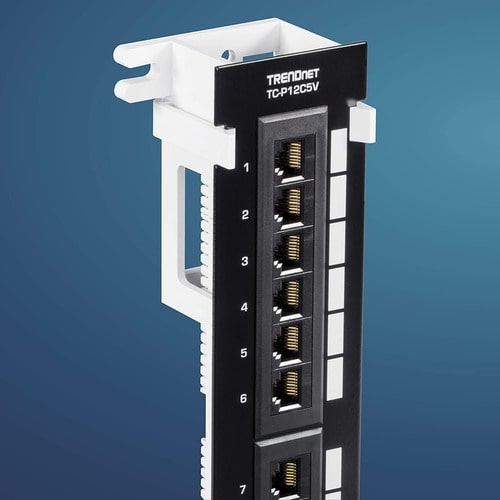 Panneau de brassage non blindé TRENDnet 12 ports Cat5e, TC-P12C5V, montage mural,