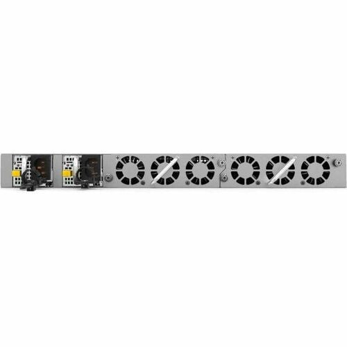 Logiciel ADV LAYER 3 5 ans avec 24 emplacements SFP+ et 28 emplacements QSFP/QSFP