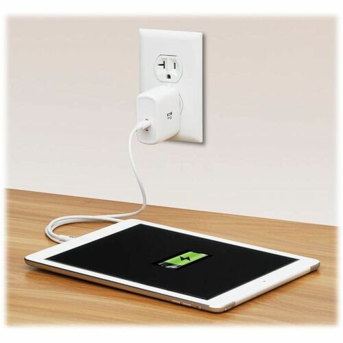Chargeur mural compact USB-C Tripp Lite par Eaton