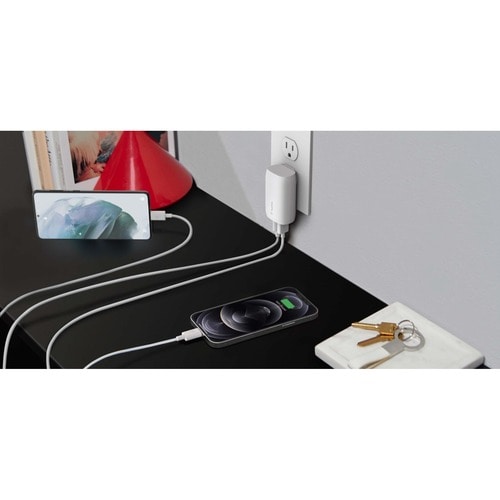 Cargador de pared doble Belkin BoostCharge con PPS + USB