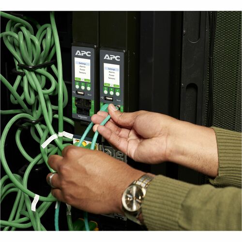 Unité de distribution d'alimentation (PDU) APC by Schneider Electric NetShelter 42 prises - Commutée - IEC 6