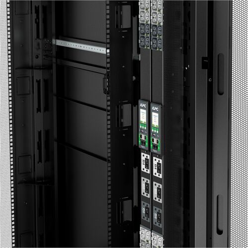 Unité de distribution d'alimentation (PDU) APC by Schneider Electric NetShelter 42 prises - Commutée - IEC 6