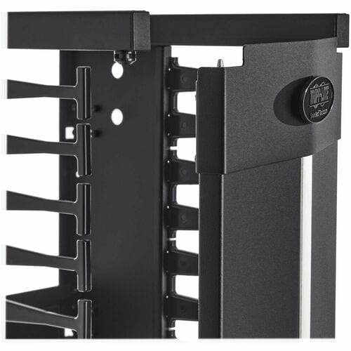 Panel de conexión Cat6a de 24 puertos, blindado, con alimentación pasante, para montaje en rack RJ45 1U, de Tripp Lite - 24 puertos