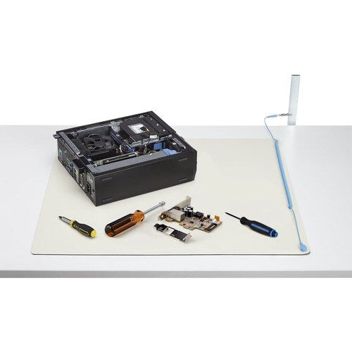 Tapis antistatique StarTech.com 28 x 45 cm, tapis ESD pour appareils électroniques
