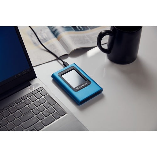 BÓVEDA IRONKEY MULTI 1 DE 480 GB PRIVACIDAD 80 XTS-AES CIFRADO DE 256 BITS EX