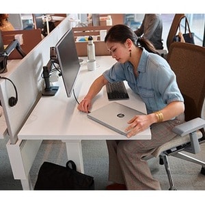 Ordinateur portable client léger HP Pro mt440 G3 14 pouces - HD - Intel Celeron 12e génération 7305