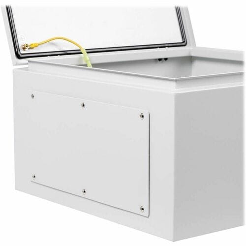 Boîtier extérieur industriel en métal verrouillable Tripp Lite par Eaton SRIN4181810