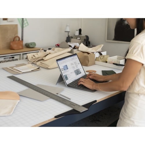 SURFACE PROX SQ2/16/256 LTE WIN11 SC HDWR PLATINUM MULTI 4