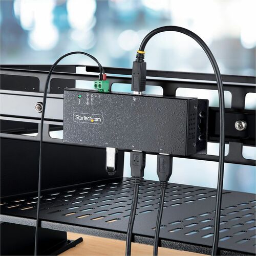 StarTech.com 4-Port Industrial USB 3.0 5Gbps Hub, Rugged USB Hub w/ ES