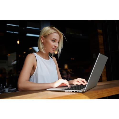 I5-1335U 1,3 GHz 16 GHz 16 pouces 512 Go W11