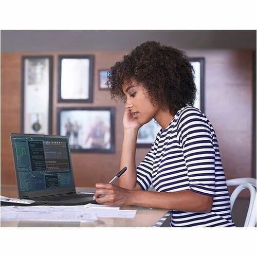 Station de travail mobile Lenovo ThinkPad P16v Gen 1 21FC001VCA 16" - WUXGA