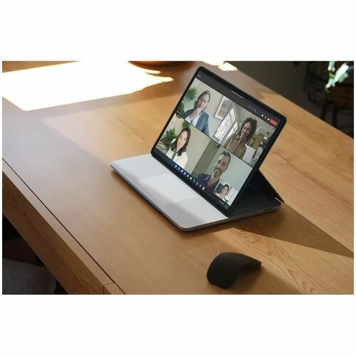 DEMO SURFACE STUDIO 2 I7/64/2TB/2000 W11 COM PLAT