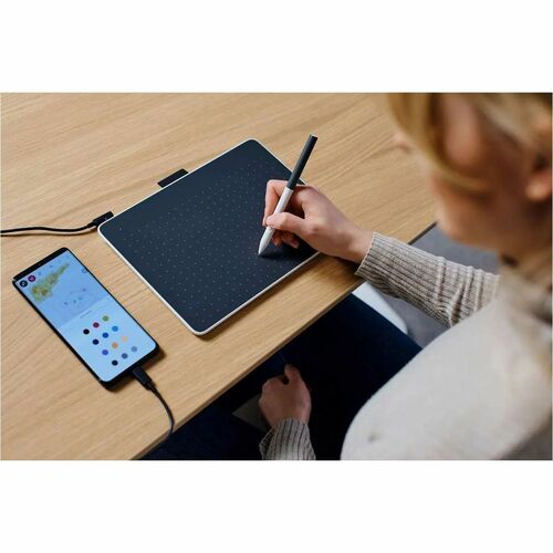 WACOM ONE MEDIUM SANS ÉCRAN - TABLETTE CRÉATIVE
