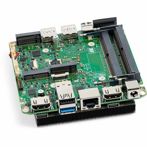 Computadora de placa única Asus NUC 12 Pro NUC12WSBi7 - Core i7 - i7