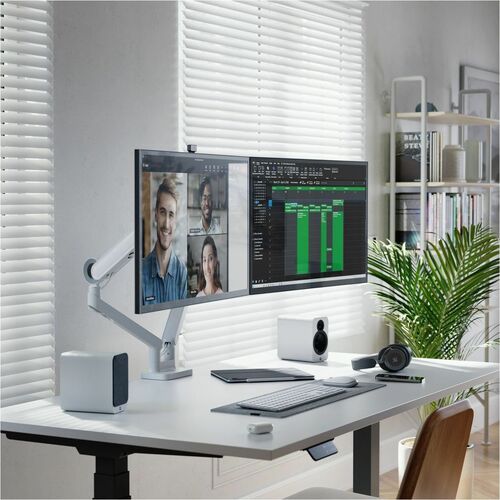 Cámara web Alogic Clarity Max Pro 32C4KPDW de 32" con monitor LED 4K UHD - 16:9