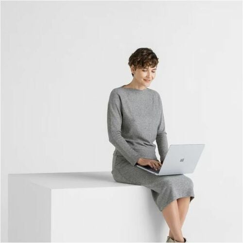 LAPTOP6 15IN I7/16/512 FR PLATINUM