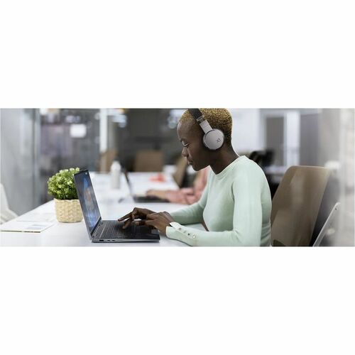 Ordinateur portable convertible 2 en 1 Lenovo ThinkPad X1 Gen 9 21KE005RCA 14" avec écran tactile - WUXGA