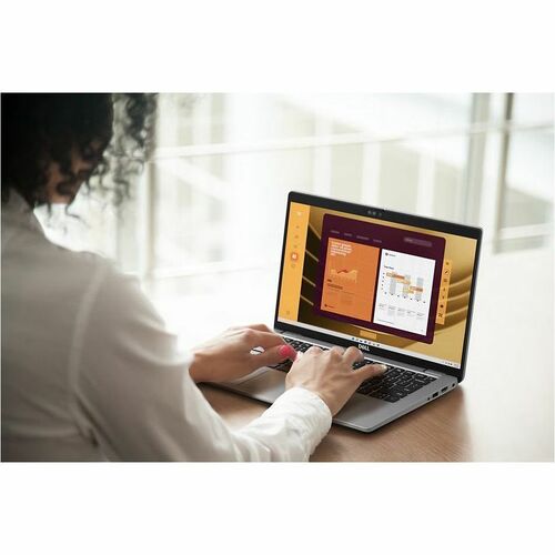 DELL LATITUDE 5450 CORE ULTRA 7-155U 16 GB (2 DIMM) 256 GB SS 1920X