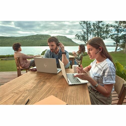 ACHAT INTELLIGENT ELITEBOOK 840 G10 I7-1365U 14 pouces 32 Go 512 Go W11P
