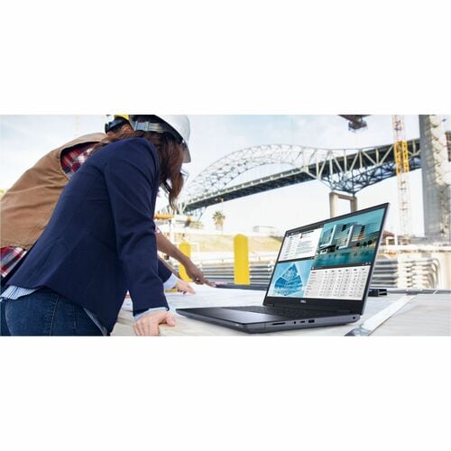 Estación de trabajo móvil Dell Precision 7000 7780 de 17,3" (439,42 mm) - Full HD