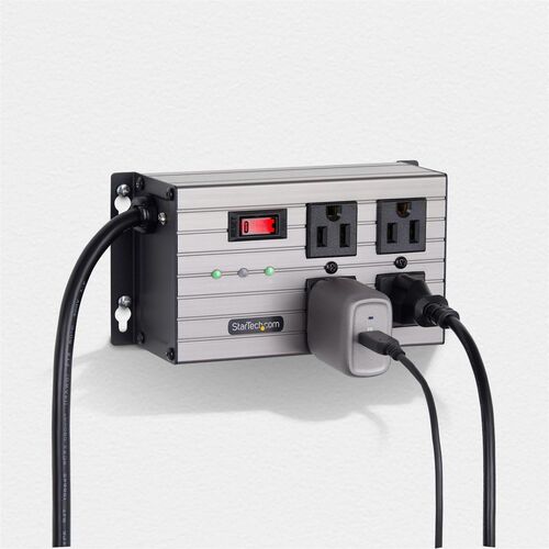 StarTech.com 4-Outlet Industrial Power Strip 125V/15A, EMI/RFI Isolati