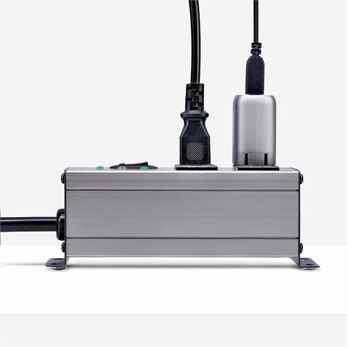 StarTech.com 4-Outlet Industrial Power Strip 125V/15A, EMI/RFI Isolati