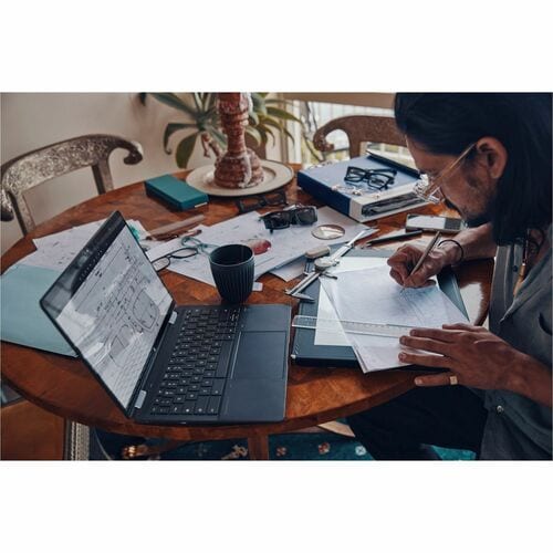 Chromebook convertible 2 en 1 HP Elite Dragonfly de 13,5" con pantalla táctil - 2K