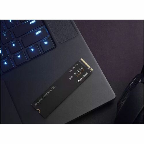 Unidad de estado sólido WD BLACK M.2 de 2 TB PCIE GEN4.