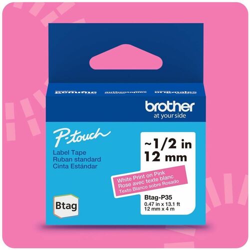 Cinta de etiquetas Brother P-touch BTAG-P35 blanca sobre rosa - 15/32" (12 mm) de ancho x 13 1