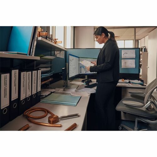 Cliente ligero HP Pro t550 Celeron J6412 de cuatro núcleos (4 núcleos) a 2 GHz - Chip Intel