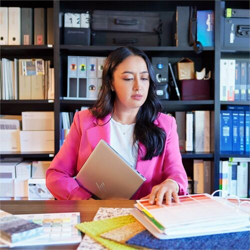 Estación de trabajo móvil HP ZBook Firefly G11 de 14 pulgadas - WQXGA - AMD Ryzen 7 8840HS