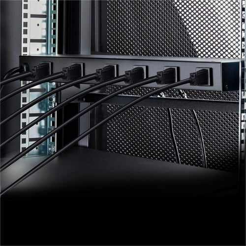 StarTech.com 8-Outlet Horizontal Rack Mount PDU, 1U Server Power Distr