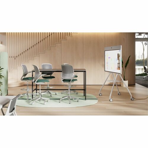 Logitech Rally Board 65 Cart | Chariot de visioconférence mobile