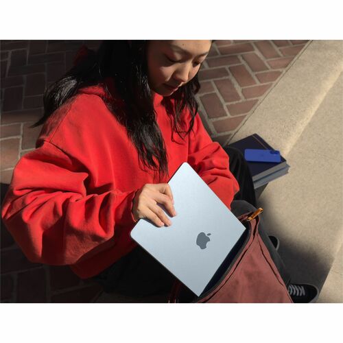 MacBook Air MC6T4LL/A 13,6 pouces (2025) - Apple M4 - 16 Go - 256 Go - Bleu ciel